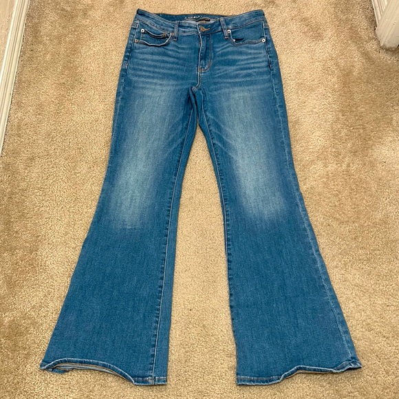 American Eagle Outfitters Denim - American Eagle Outfitters - Low-Rise Flare Jeans